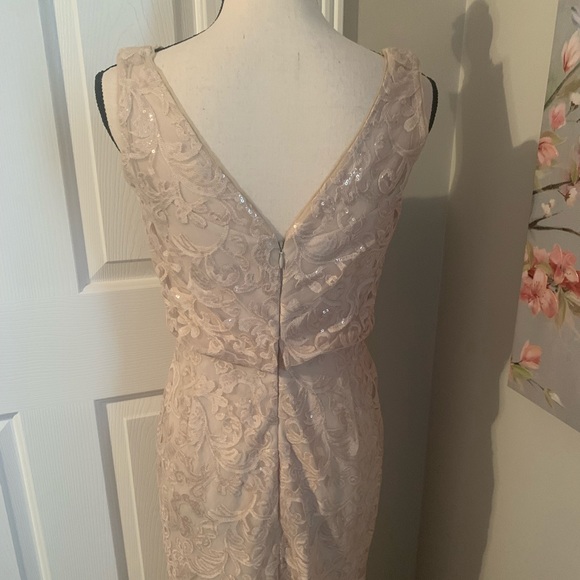 Floor length gown, worn once, flawless, size 10 FITS LIKE A 6/8! - Picture 3 of 9
